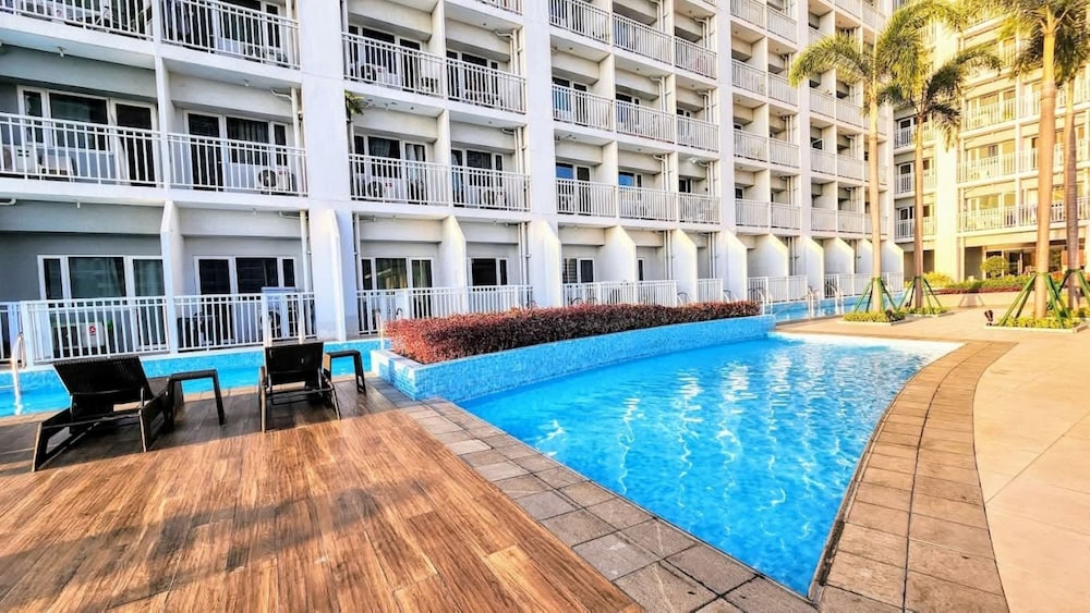 Chateau Staycation - last minute hotel in Manila