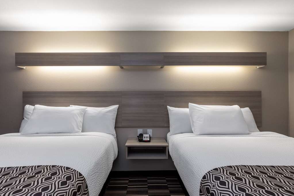 Microtel Inn & Suites by Wyndham Bossier City - photo 45
