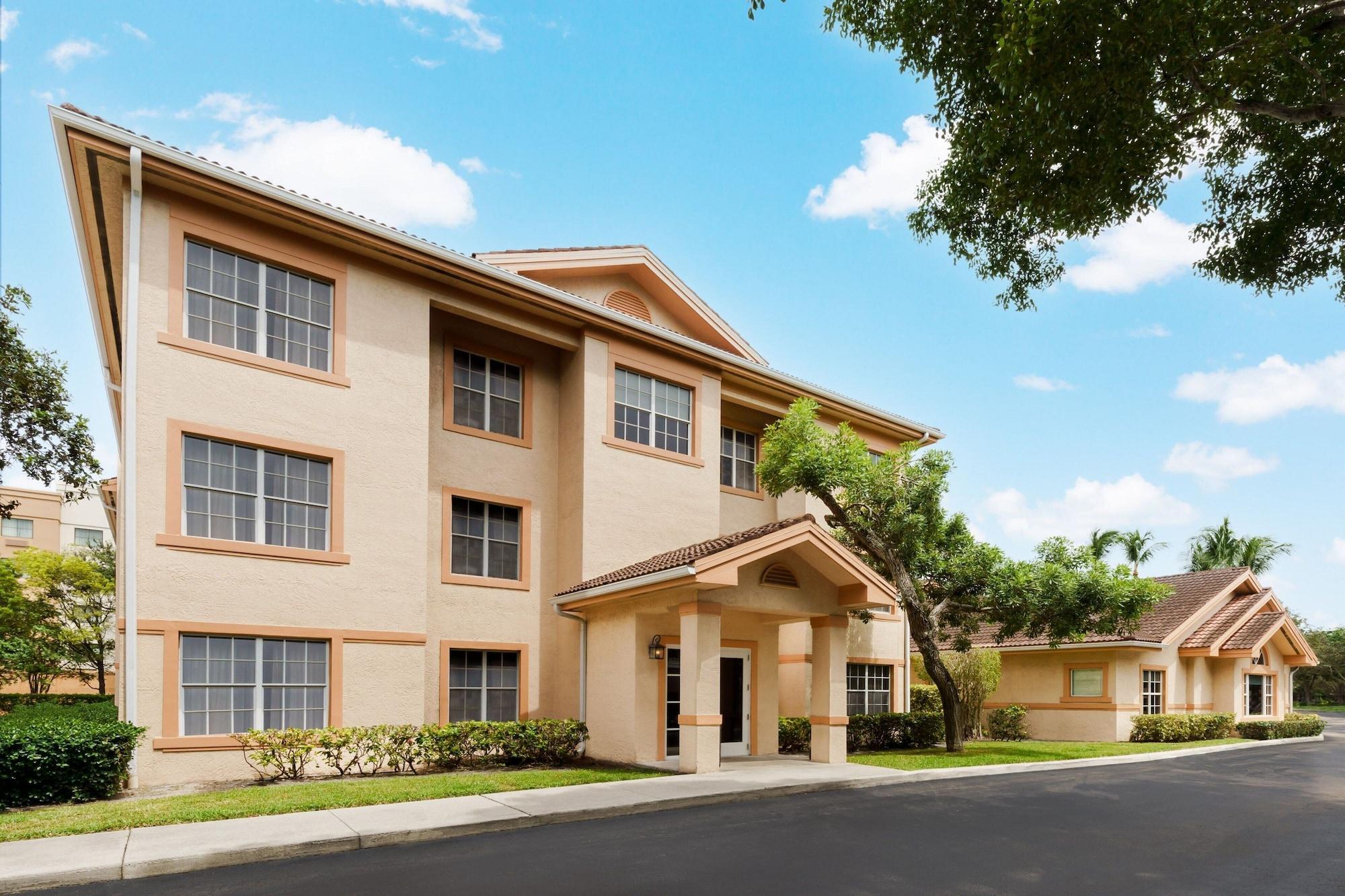 Residence Inn by Marriott West Palm Beach - photo 6