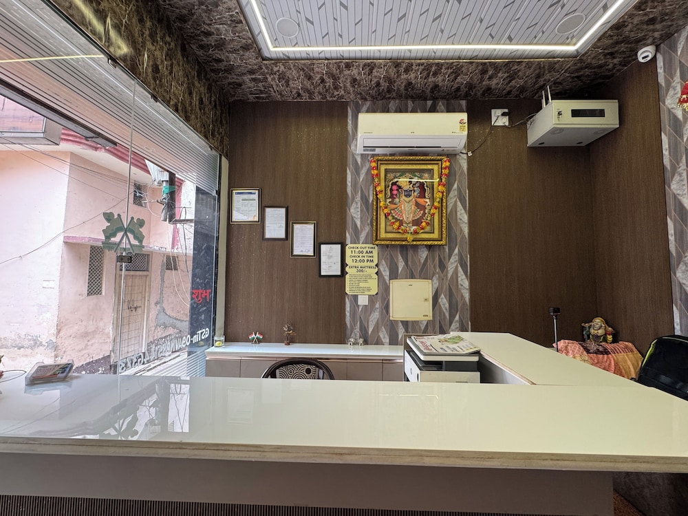 Trishika Residency - last minute hotel in Mathura