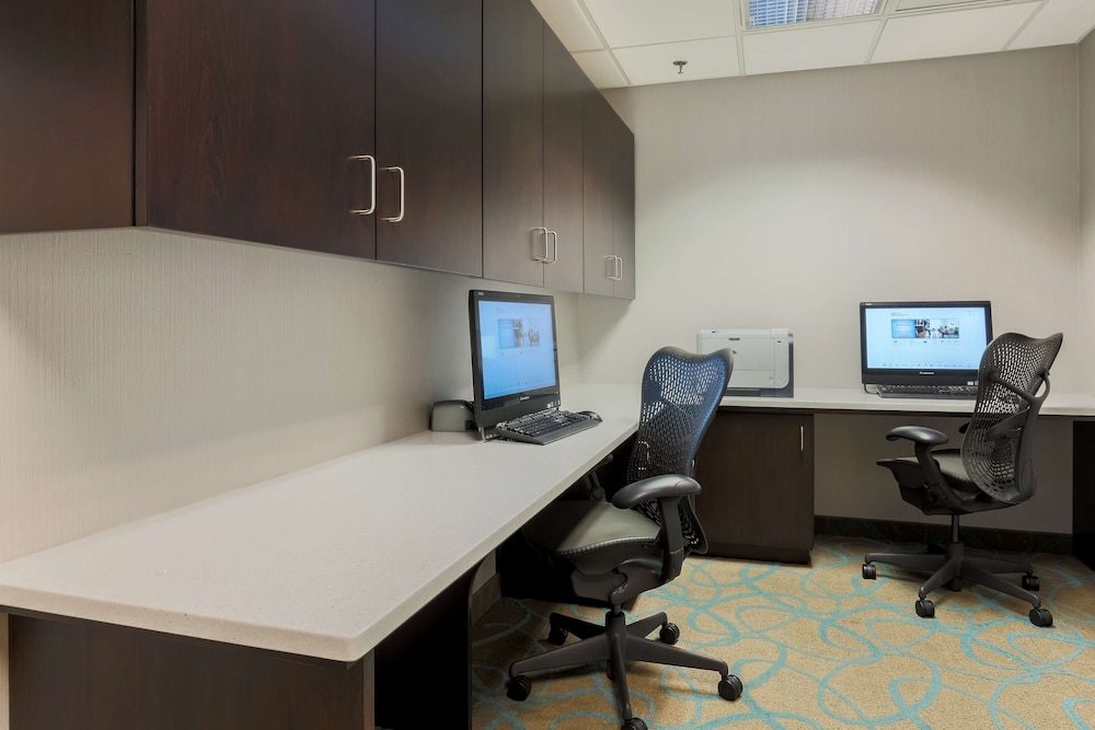 Hilton Garden Inn Nanuet - photo 40