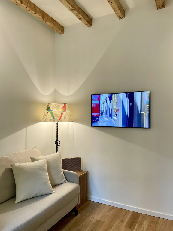 Apartment in San Agostino — 4-Star Luxury Hotel in Milan, Italy