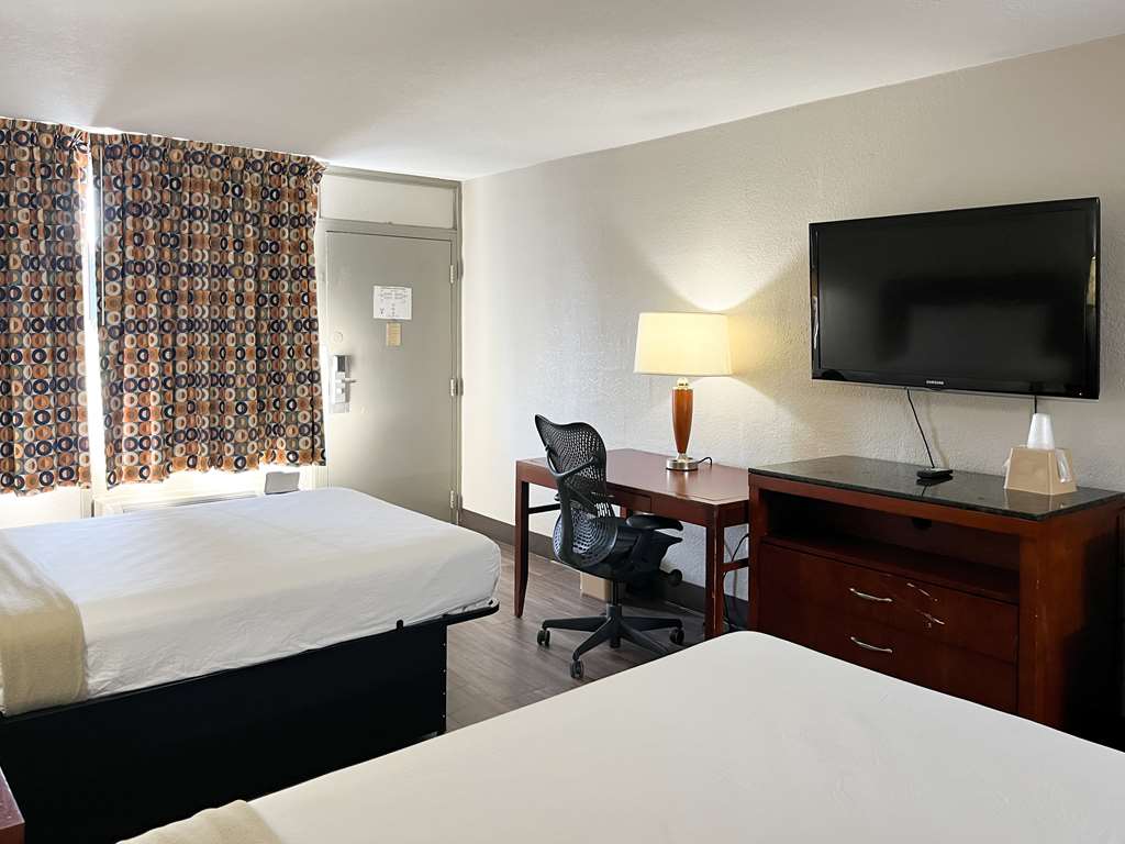 Motel 6 Raleigh NC Downtown South - photo 20