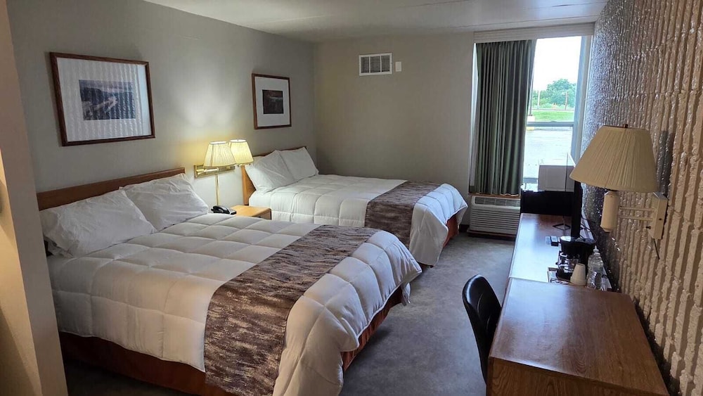 Smartwood Inn - photo 26