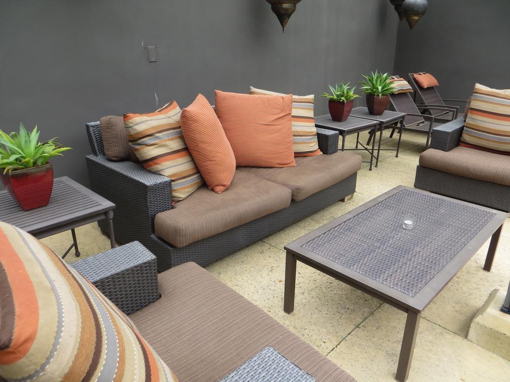 Fallon Hotel - photo 13