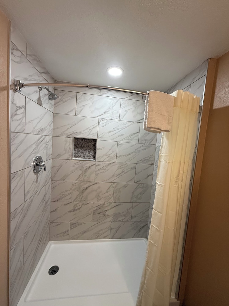 Tahoe Sands Inn - photo 35