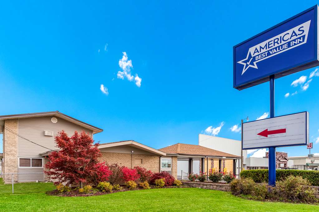 Americas Best Value Inn Lebanon MO - photo 5
