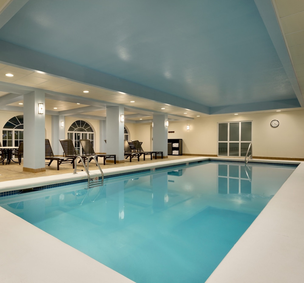 Hampton Inn & Suites Newport Middletown - photo 48