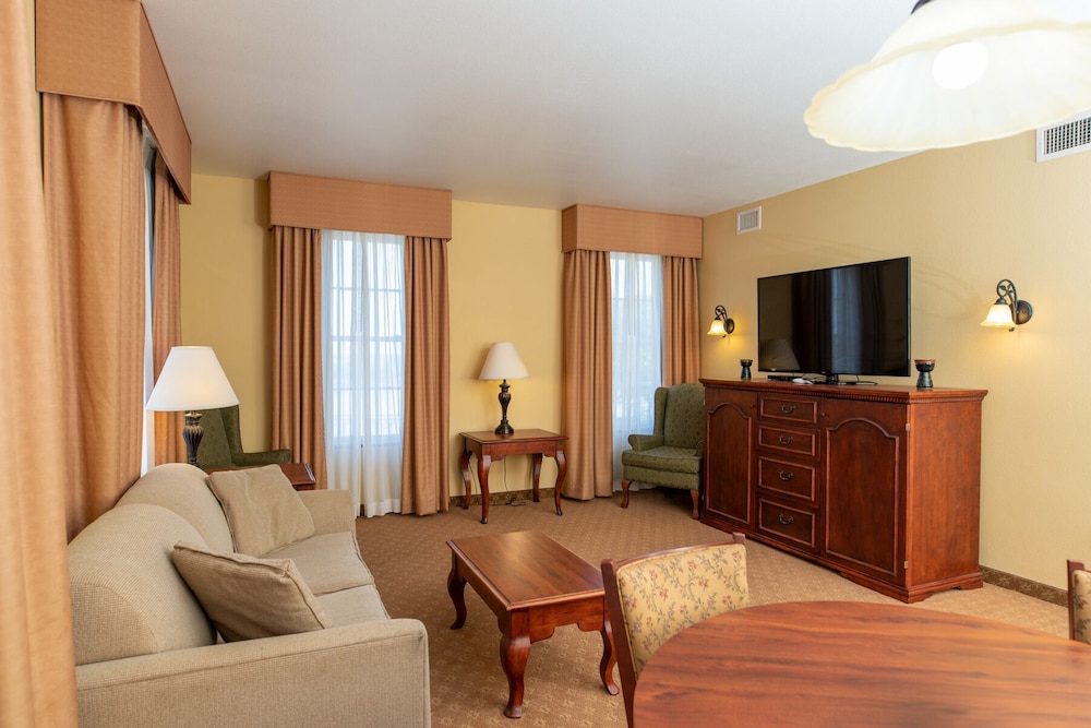 Natchez Grand Hotel & Suites On the River - photo 20