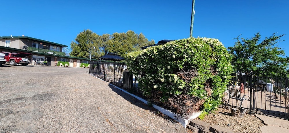 The View Motel - photo 45