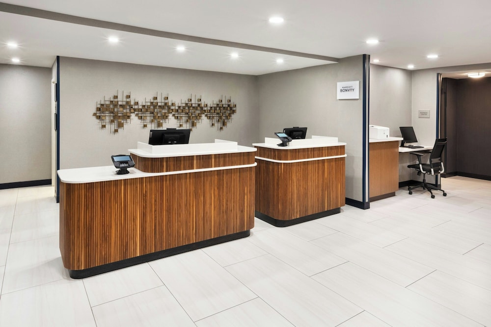 Courtyard by Marriott Mobile - photo 3