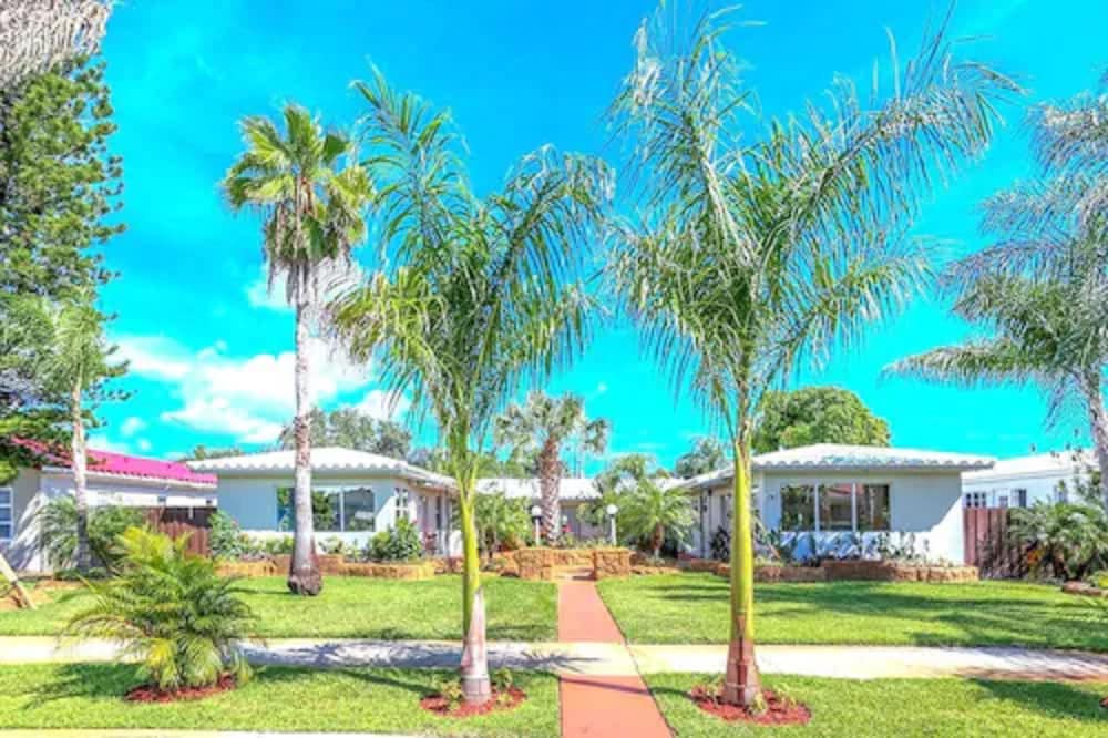 Richard's Pet Friendly Motel - photo 33