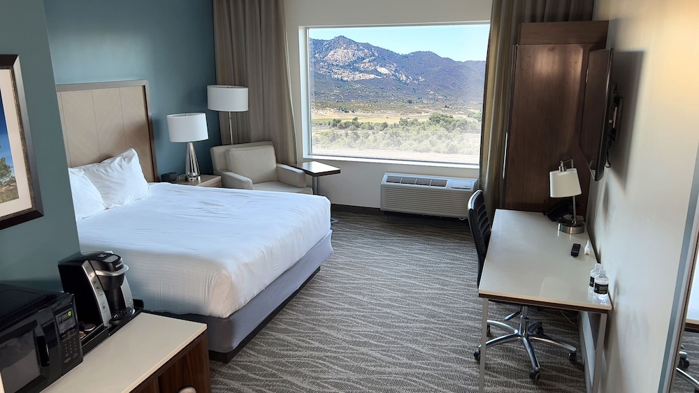 Cahuilla Casino Hotel - photo 7