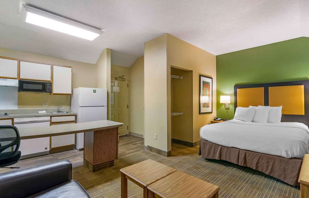 Extended Stay America Suites Kansas City Airport Tiffany Spr - photo 30