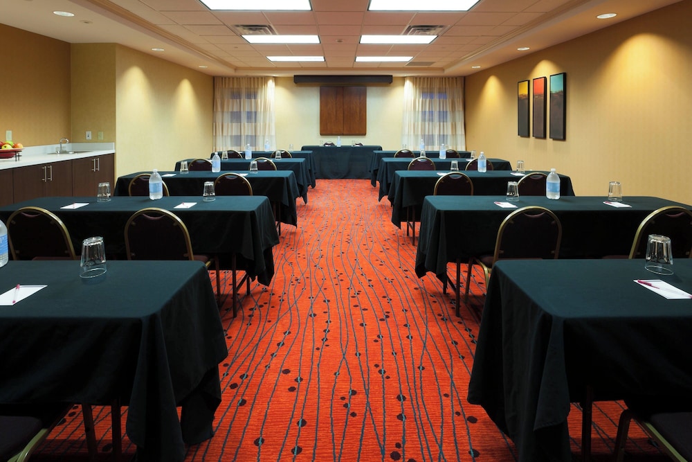 Residence Inn By Marriott Indianapolis Carmel - photo 18
