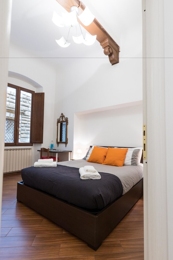 Maison Orange Florence — 4-Star Luxury Hotel in Florence, Italy