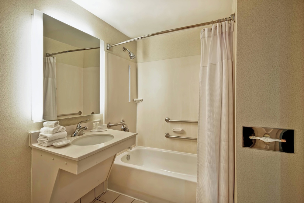 SpringHill Suites by Marriott Baltimore BWI Airport - photo 23