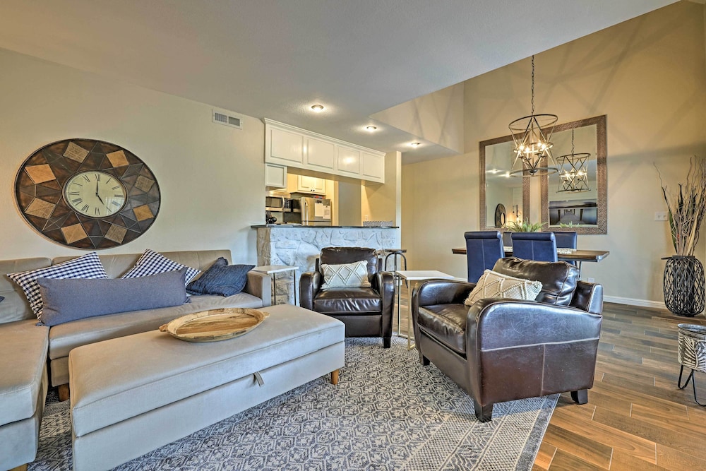 Modern Townhome w Patio Next Door to Resort - photo 7