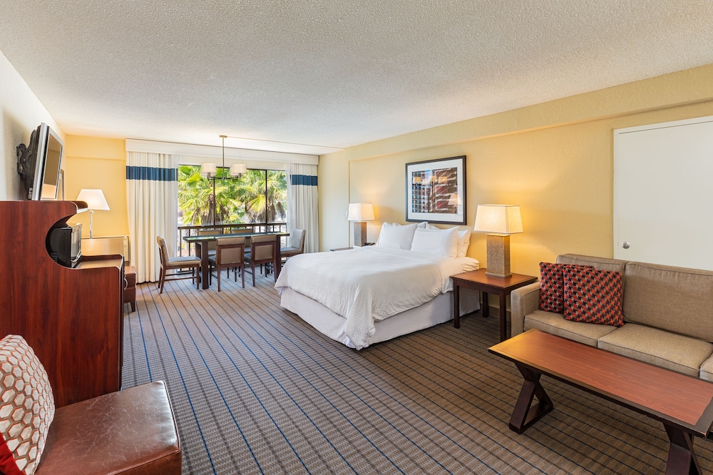 Marin Hilltop Hotel - photo 7
