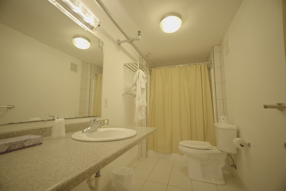 Betty Doon Hotel - photo 24