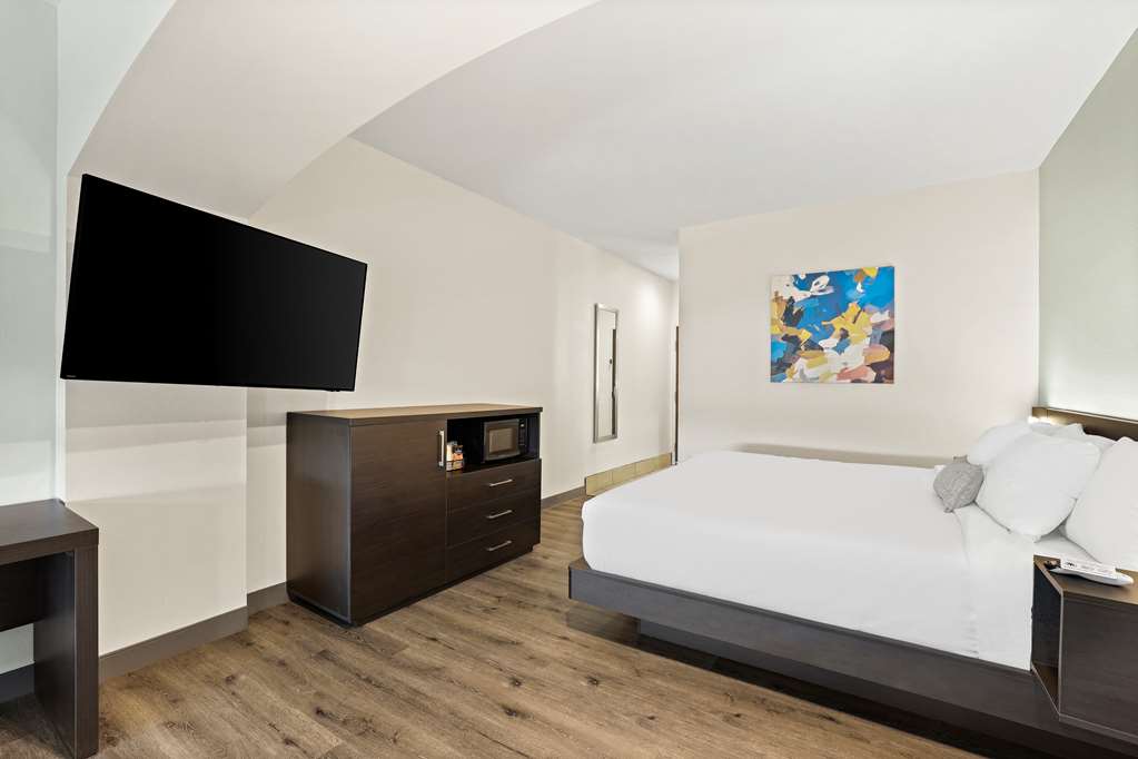 Best Western Iowa Lake Charles East - photo 23