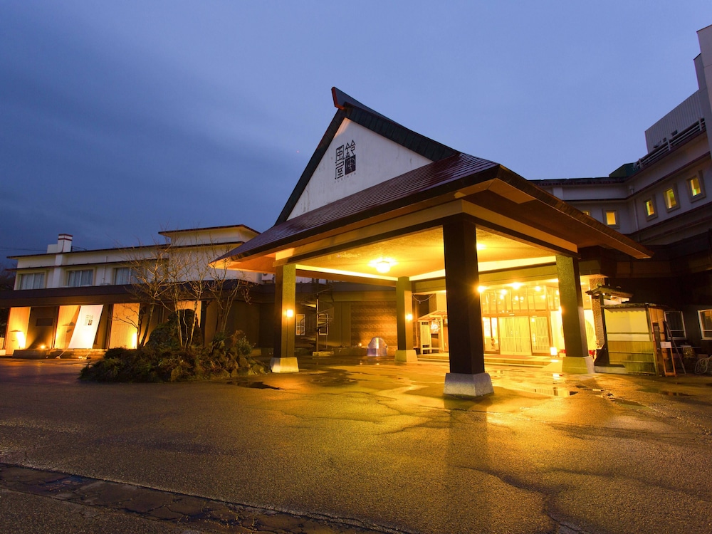 Furinya - carbon neutral hotel in Niigata