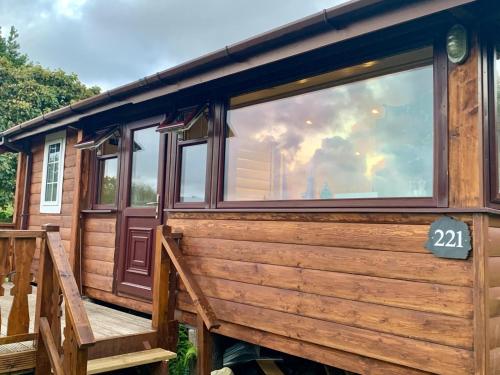Caban Marjie — Trawsfynydd — photo 2