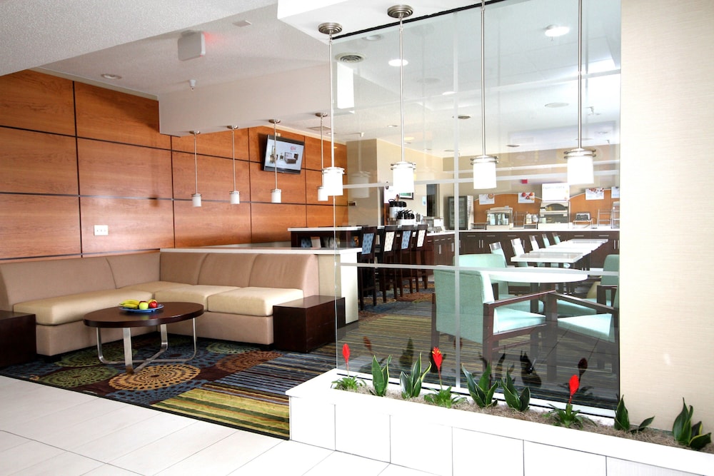 Holiday Inn Express Adrian by IHG - photo 46