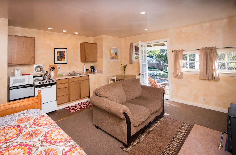 Sweetwater Inn and Spa - photo 20