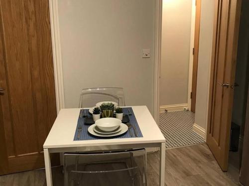 Flat 1 Helena House 1 bed Sleeps 2 Garden