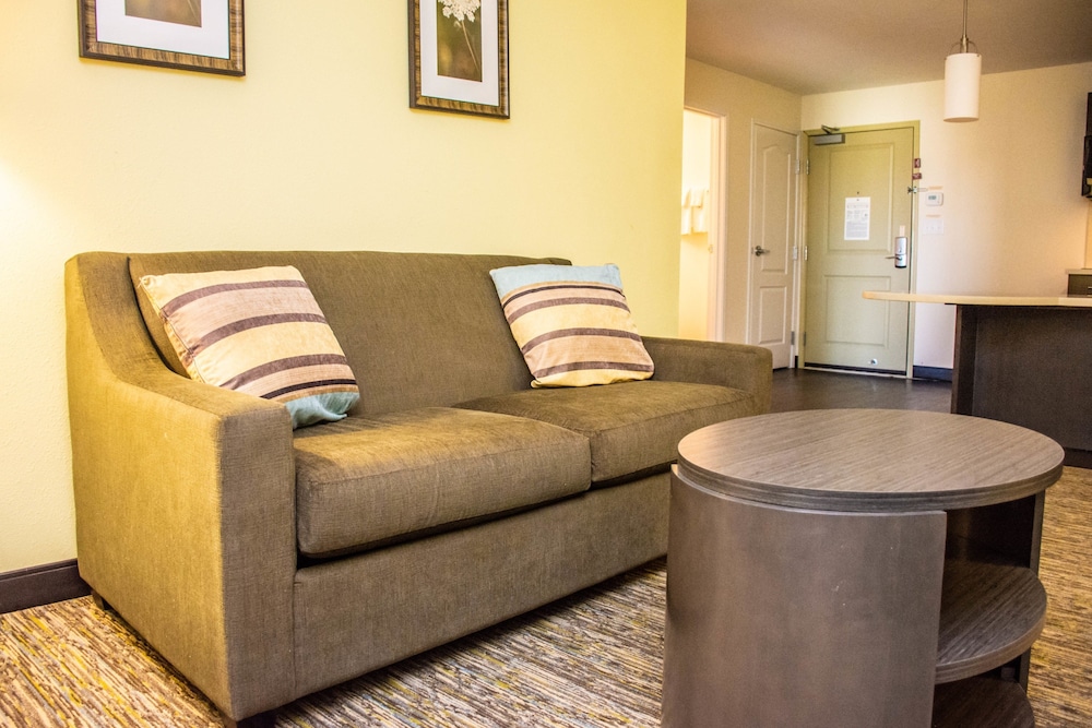 Candlewood Suites : Overland Park W 135th St by IHG - photo 11