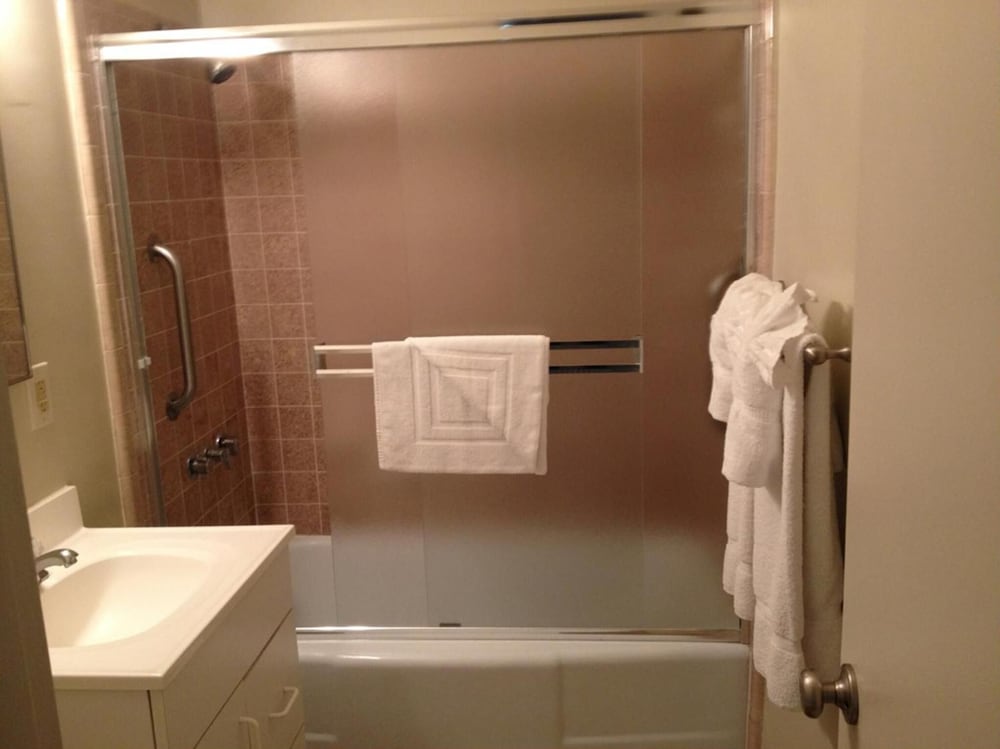 La Jolla Riviera Inn - photo 13