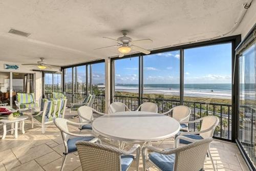Crescent Royale Condominiums 7A — 4-Star Luxury Hotel in Siesta Key, United States