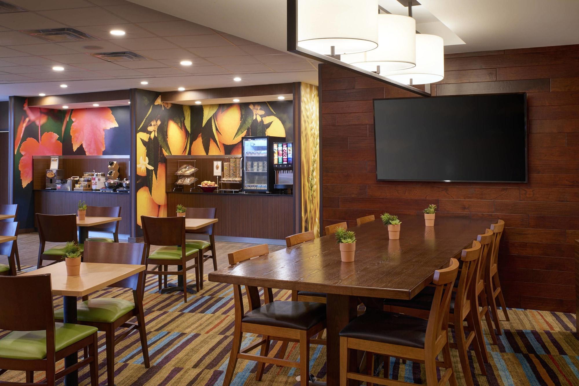 Fairfield Inn & Suites by Marriott Ann Arbor Ypsilanti - photo 37