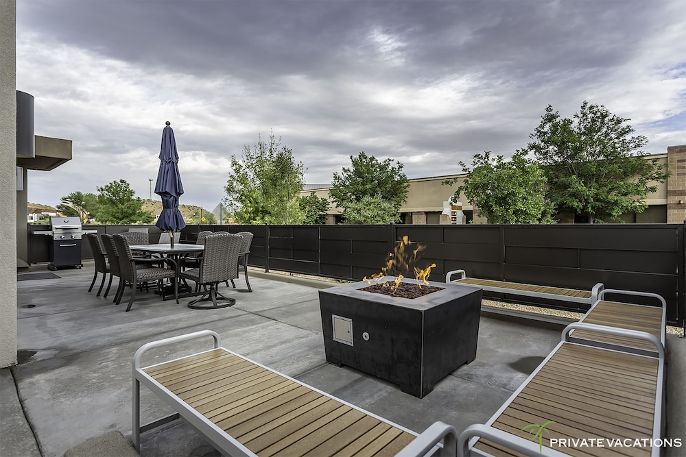 Town Center Resort - photo 588