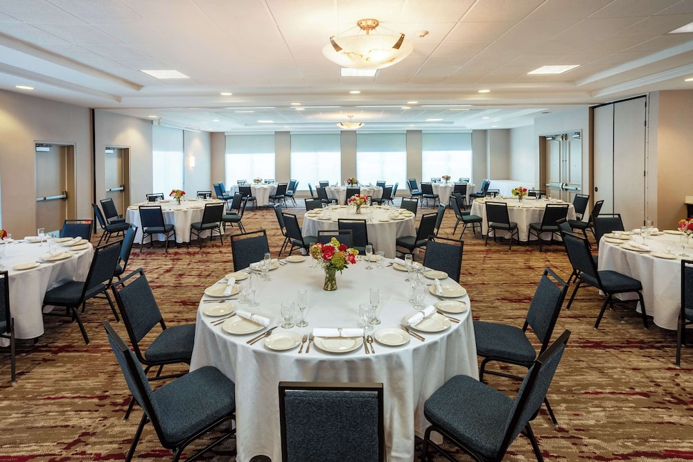Hilton Garden Inn Valley Forge Oaks - photo 41