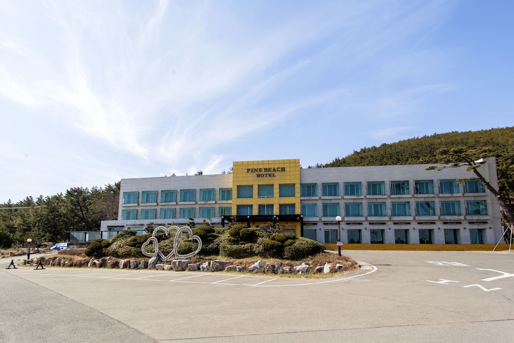 Pinebeach Hotel Pohang in Pohang, South Korea