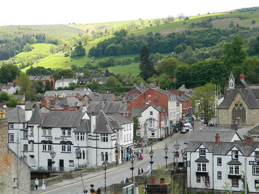 Hotel The Royal — hotel in Llangollen