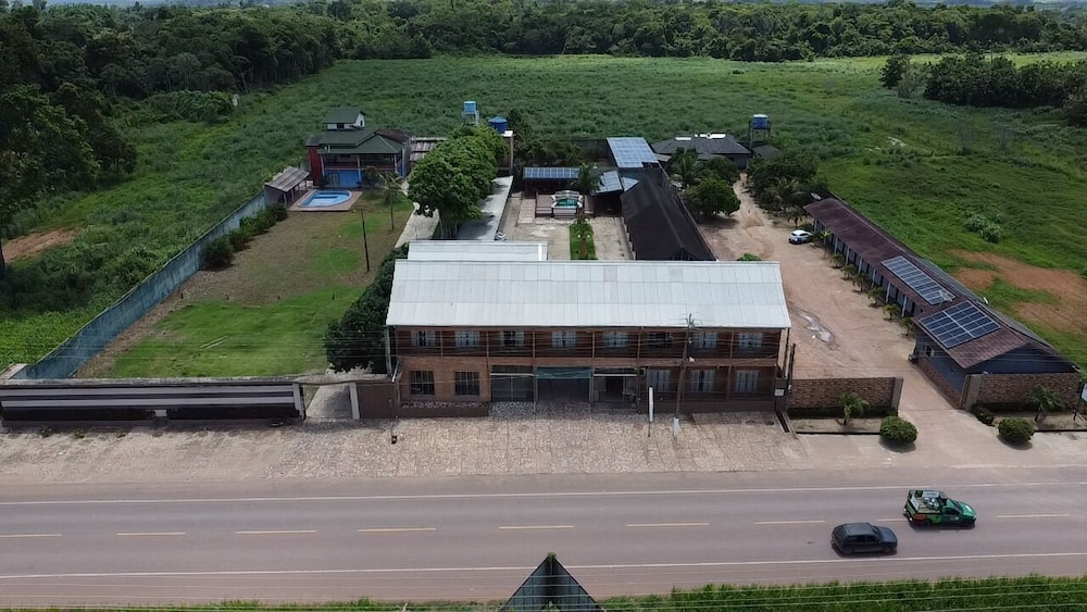 Hotel Villa Green — Tome Acu