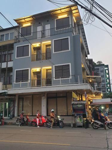 Gail's Hostels