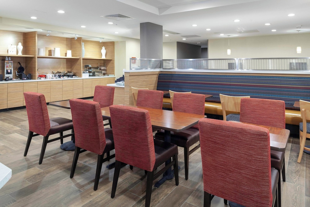 TownePlace Suites by Marriott San Antonio Westover Hills - photo 17