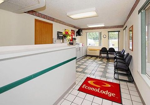 Econo Lodge West Ohio - photo 2
