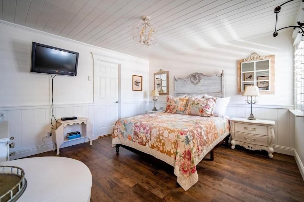 Bandon Marina Inn - photo 13