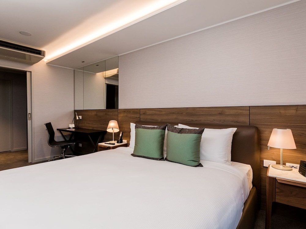 The Branksome Hotel & Residences — 4-Star Luxury Hotel in Sydney, Australia