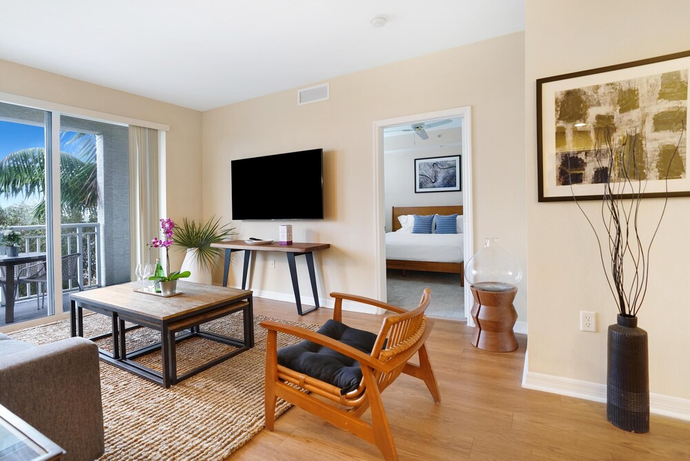 Dharma Home Suites South Miami at Red Road Commons - photo 44