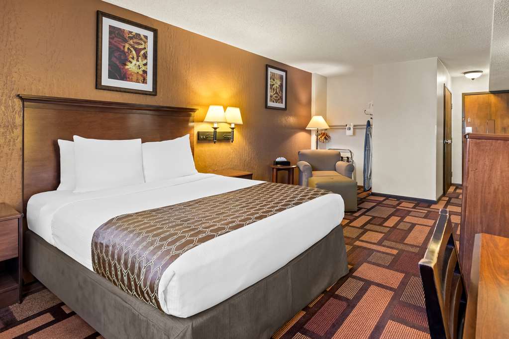 Best Western Tower West Lodge - photo 12
