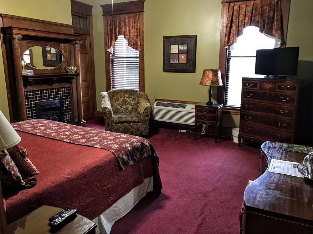 Edwardian Inn - photo 22