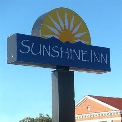 Sunshine Inn - photo 3