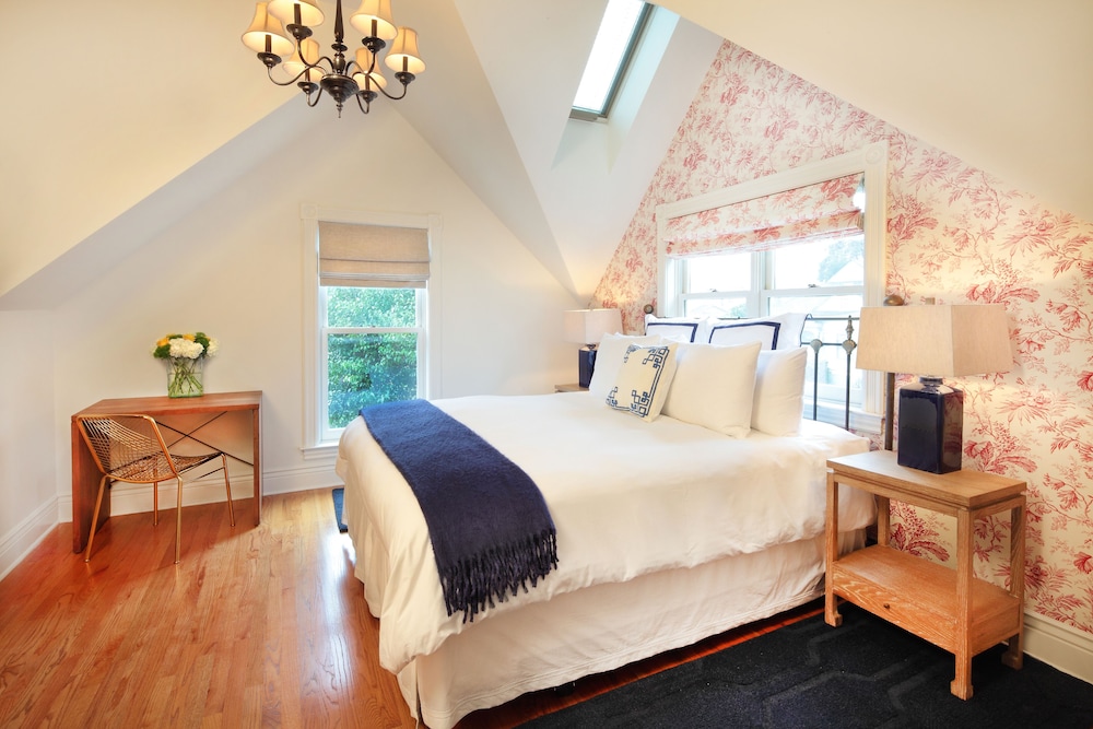 Grape Leaf Inn - photo 18