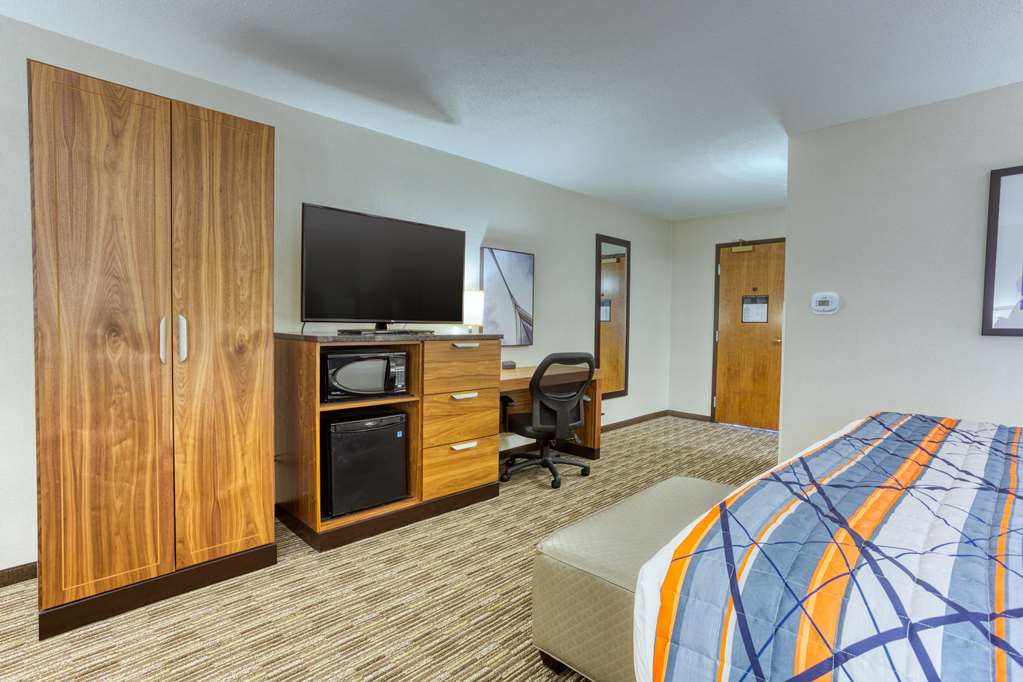 Drury Inn & Suites St. Louis Collinsville - photo 16